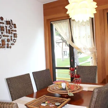 Appartement With 2 Bedrooms In With Shared Pool Furnished Garden And Wifi 800 M From The Beach